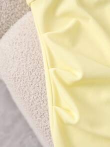 GlowEve Elegant Cream Yellow Off-Shoulder Evening Dress, Fitted Bodycon Lace Applique Mesh Slit Dress, Party Gown - Light Yellow - View 6