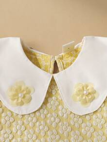 SHEIN 女童領口短袖時尚休閒簡約洋裝，3D花朵、荷葉邊裙襬、泡泡袖、娃娃領，夏季套裝，夏季洋裝，適合旅行、度假、參加聚會、學校活動、鄉村度假 - 黃色 - 查看 7