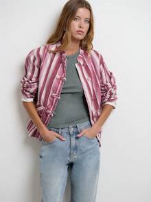 Nöista Printed Denim Jacket, Detail Buttons Down For Day-To-Night, Autumn,Winter, Vacation, Everyday Look - Purple - View 4
