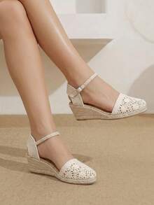 Styleloop Giày sandal đế xuồng nữ quai cổ chân đan dây thừng gai màu nâu, phong cách Bohemian, phù hợp đi chơi, du lịch, đi biển, hẹn hò và mặc hàng ngày, phong cách casual - màu nâu - Xem 4