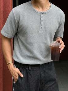 DAZY Men's Textured Fabric Solid Color Basic Half-Button T-Shirt Summer - Light Grey - View 3