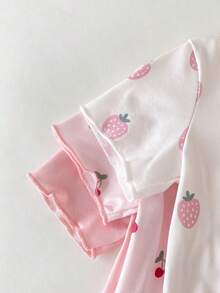 SHEIN Playful Pals 6 Peças Conjunto Casual Diário para Bebê Menina com Top de Manga Curta Gola Redonda Listrado em Damasco Branco e Rosa com Cintura Elástica, Versátil para Passeios ou Conforto em Casa, Primavera/Verão - Rosa chiclete - Visão 5