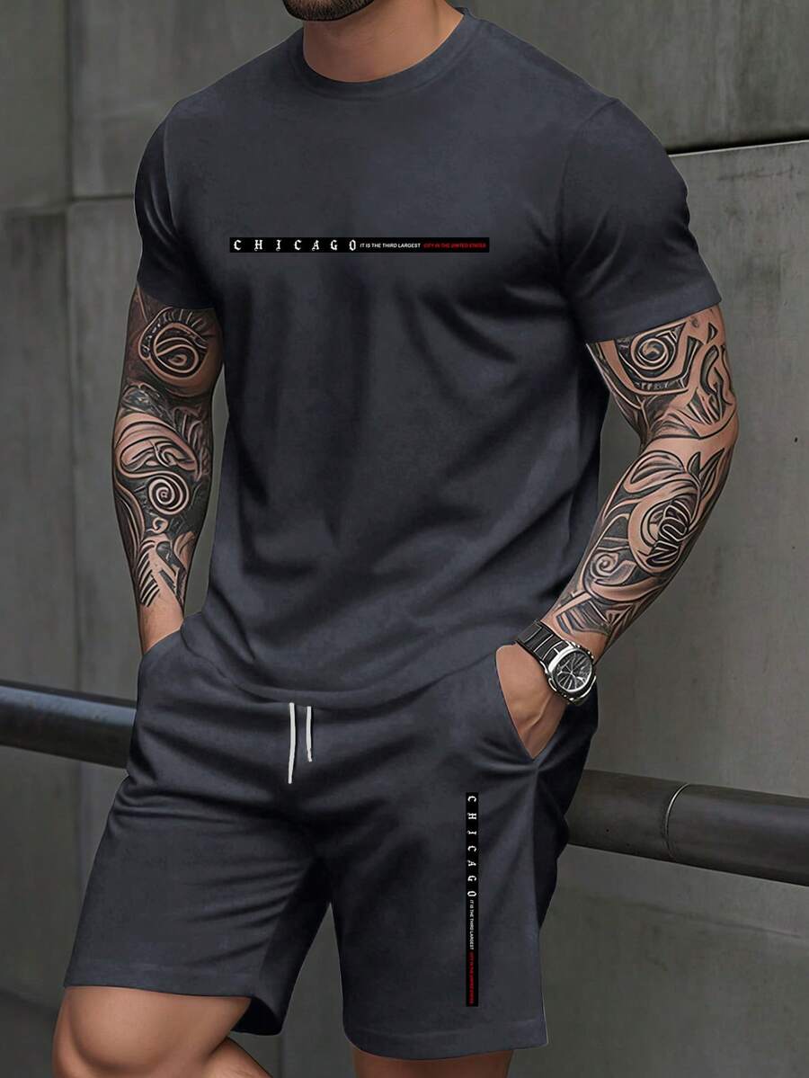 Manfinity Homme CHICAGO 字母印花深灰色男士修身短袖T恤與短褲套裝,成熟休閒百搭經典T恤與短褲套裝,度假 - 灰色 - 查看 1