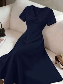 Breezaya Plus Size Women's Wavy Collar Fashion Commuter Long Dress - Navy Blue - View 4