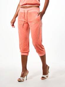 BABYPHAT Joggers capri de terciopelo con cintura con cordón, puños acanalados, bordado de guión dorado y bolsillos con solapa en la parte trasera - Rosado Sandía - Ver 2