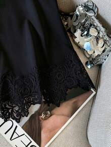 Franclia Blus Wanita Lengan Pendek Mengembang dengan Hiasan Pita Warna Polos - Hitam - View 5
