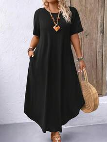 SHEIN LUNE CURVE Plus Size Round Neck Short Sleeve Solid Color Long Dress Maxi Women Outfit - Black - View 1
