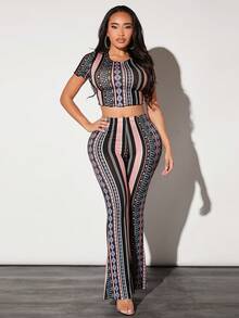 SHEIN SXY Conjunto De Top Corto Con Dobladillo Ondulado Y Pantalones Anchos Con Estampado Completo - Rosa vieja - Ver 7