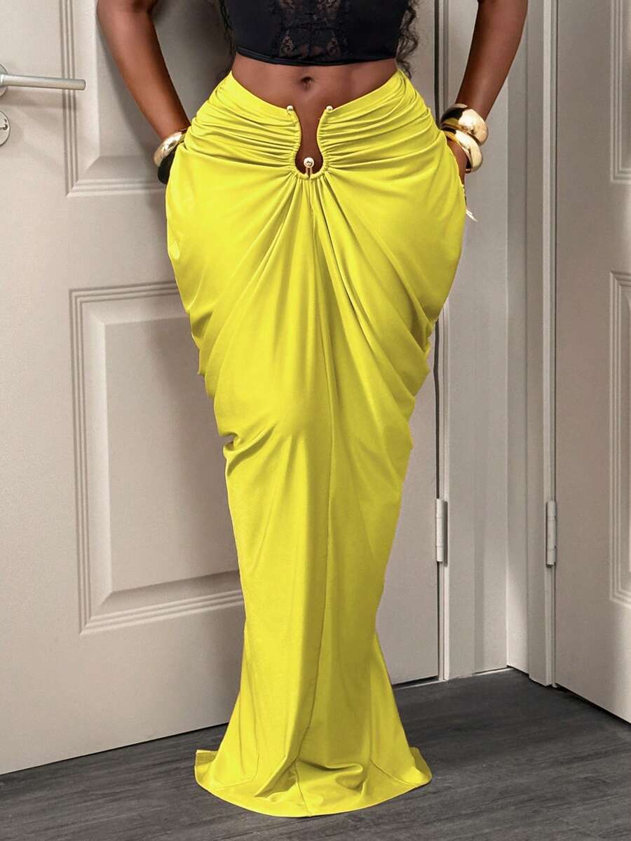 BamGleam Women's Solid Color Fashion Decorative Ring Slim Fit Long Skirt For Autumn Party Bar Party Night Lime Green Sexy Elegant - Green - View 1