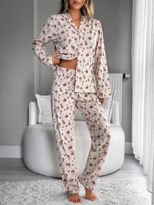 SHEIN 女款 2 件組 白色杏色鈕扣前開花卉圖案可愛家居睡衣套裝 - 杏色 - 查看 3