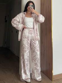 NOVVYNE 女款春夏長袖鉚釘鈕扣梭織拼接數位印花休閒通勤上衣與直筒長褲2件組 - 彩色 - 查看 6