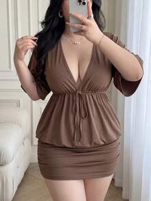 Vibekara Setelan 2 Potong Atasan Lipit Leher V Dalam dengan Desain Lengan Kelelawar Vintage dan Tali Pengikat + Rok Bodycon - Coffee Brown - View 2