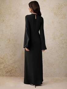 SHEIN Tall 2025夏季與初秋新款，適合生日派對、畢業季、日常出遊，百搭休閒度假、郵輪旅行、海灘與海邊日光浴，網紅熱銷，休閒優雅，通勤派對，圓領長袖喇叭袖，腰部繫帶設計，修身超長洋裝，棕色女款長洋裝 -A，適合高個女性 - 黑色 - 查看 2
