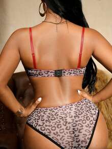 Bare Chapter 2pcs Women Lace Patchwork Leopard Print Wireless Thin Cup Comfortable Lingerie Set - Black - View 2