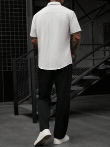 Manfinity CasualCool Bộ 2 món nam dáng rộng, áo sơ mi ngắn tay vân nổi + quần dài dây rút, set đồ thường ngày phong cách Cityboy Gen Z - Màu Khaki - Xem 6
