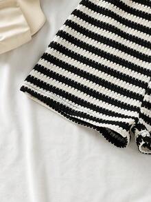 Teen Girls Casual White Base Daily Vacation Beach Seaside Halter Neck Fitted Striped Short Jumpsuit - Black and White - View 3