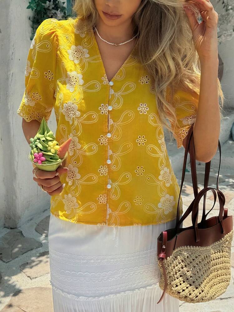 Livesso Áo sơ mi nữ tay ngắn kiểu Pháp tay cánh hoa, dáng rộng, phong cách thanh lịch, họa tiết jacquard đục lỗ màu vàng, mặc thường ngày, đi chơi, dự tiệc cưới, mùa xuân hè - Màu vàng - Xem 7