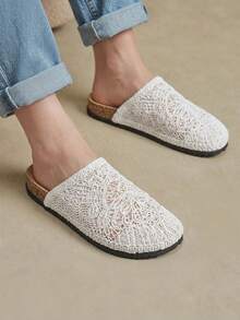 Solecia Sandal Wanita Ujung Bulat Anyaman Tali Buatan Tangan, Desain Retro, Elegan dan Indah, Mudah Dipakai dan Dilepas, Sol Lembut dan Nyaman Dipakai di Luar Sepatu Kerja - Putih - View 5