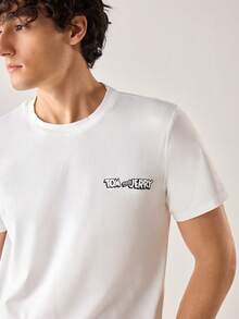 Strevion Men's Minimalist Tom & Jerry Graphic Print Round Neck Short Sleeve T-Shirt, Summer - White - View 5