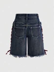 ROMWE Avant Quần short denim nữ kiểu dáng retro Y2K, chất liệu jersey, kiểu áo ba lỗ, có logo thêu, dây rút, cạp thấp, gợi cảm. - Rửa trung bình - Xem 2