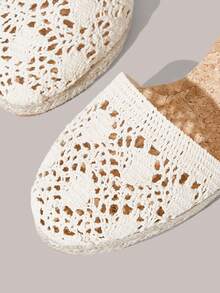 Styleloop Giày sandal đế xuồng nữ quai cổ chân đan dây thừng gai màu nâu, phong cách Bohemian, phù hợp đi chơi, du lịch, đi biển, hẹn hò và mặc hàng ngày, phong cách casual - màu nâu - Xem 7