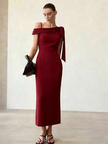 MOTF PREMIUM 優雅不對稱肩修身長洋裝 - 酒紅色 - 查看 5