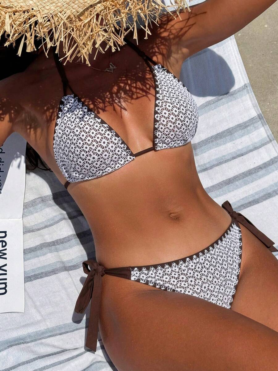 Swim Vcay Set Bikini Segitiga Cup untuk Liburan dengan Kain Jala Khusus, Pinggiran Rajutan, dan Pita, untuk Wanita.