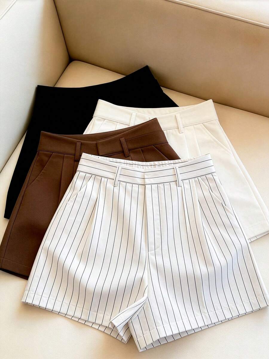 GlowEve CURVE Plus Size Women's Casual Vertical Striped Wide Leg Shorts, Versatile For Daily Wear And Commuting, Suitable For Spring And Autumn. Women's Casual Shorts, Simple All-Match Commuter Shorts, Women's Formal Trousers Shorts, Women's Shorts Series. - Black and White - View 1