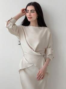 Yasmeen Edit Yasmeen Edit 女士优雅杏色缎面不对称下摆缎面半身裙 - 杏色 - 查看 5