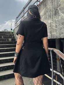 Whyspr 深色領褶皺腰部V領短洋裝 - 黑色 - 查看 2