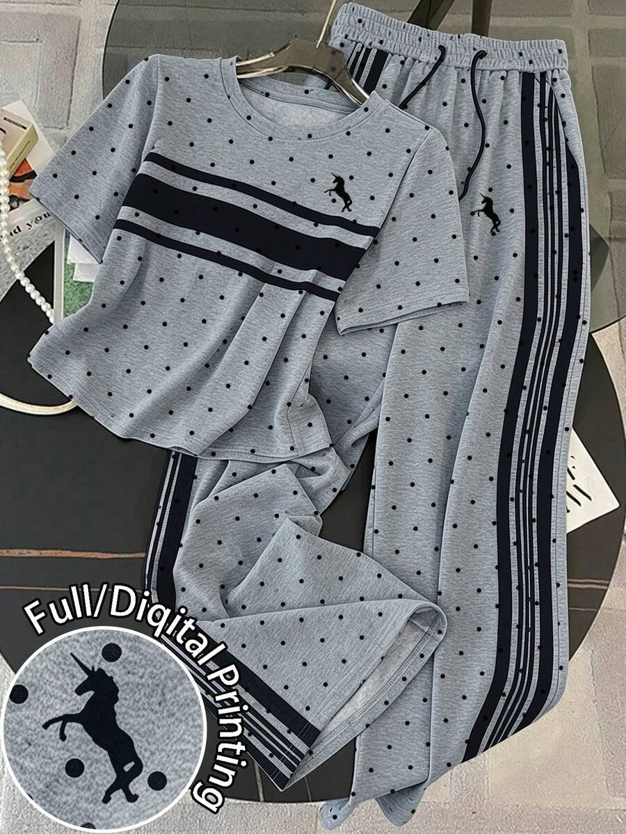 Franclia 女款夏季休閒運動套裝,時尚波點與蝴蝶印花,標準版型圓領短袖T恤 + 直筒側口袋長褲 - 灰色 - 查看 1