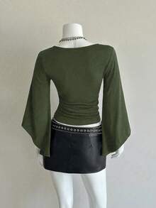 EgrlEra Deep V-Neck Sexy Mid-Length Sleeve Fitted T-Shirt - Dark Green - View 2