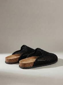 Solecia Women's Flat Bottom Round Toe Mesh Hollow Beach Vacation Shoes - Black - View 5