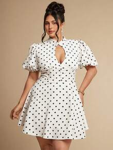 SHEIN BAE CURVE 大尺碼女款圓點短洋裝,優雅性感洋裝 - 白色 - 查看 5