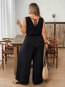 SHEIN CURVE+ 大码女式纯色露背系带宽松阔腿无袖连体裤 黑色夏季休闲黑色凉爽面料连体裤 - 黑色 - 查看 2