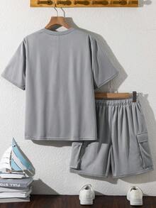 SHEIN 青少年男孩 2件組 休閒寬鬆舒適 Logo裝飾短袖上衣與短褲套裝，春夏季 - 灰色 - 查看 3