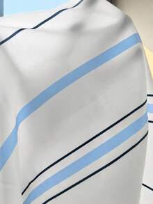 Manfinity Homme Bộ 2 áo sơ mi tay ngắn in họa tiết sọc cài nút phía trước và quần short cạp rút dây cho nam Bộ quần áo nam mùa hè, trang phục ấm áp - Màu xanh nhạt - Xem 5