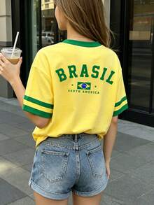 SHEIN [1件]青少年女孩，美式復古/運動休閒/街頭風/學院風黃色底綠色滾邊對比短袖，搭配巴西國旗字母印花，適合春、夏、秋季日常出遊、校園穿搭、休閒旅行。 - 彩色 - 查看 6