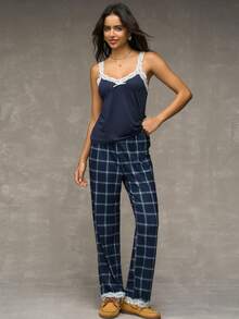 SHEIN Casual Underwear&Sleepwear 女士撞色蕾丝拼布吊带背心和格子印花长睡裤套装 - 藏蓝色 - 查看 2
