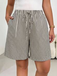 SHEIN Essnce Casual Vacation Striped Textured Fabric Plus Size Women's Comfortable Casual Shorts Suitable For Summer - Multicolor - View 4
