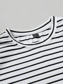 Manfinity Homme Men's Striped Versatile Crew Neck Tank Top And Pocket Drawstring Waist Casual Shorts Set - Multicolor - View 7