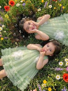 SHEIN Glamorique Kids 女嬰夏季綠色無袖碎花洋裝，甜美可愛風，優雅正式穿著，適合秋季 - 綠色 - 查看 2
