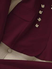 Rafferiza Setelan Jas Bisnis Wanita Gaya Prancis Minimalis Warna Polos dengan Gesper Asimetris dan Potongan Pas Badan - Burgundy - View 3