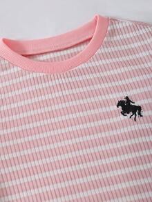 SHEIN Gaun Anak Perempuan Bergaris Merah Muda dengan Motif Kuda Poni, Desain Belahan, Kain Bertekstur Rajut, Gaun Kasual Sehari-hari - Berwarna merah muda - View 4