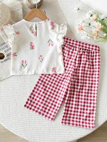 SHEIN Playful Pals 女嬰休閒黃色花卉荷葉邊飛袖上衣與黃色格紋長褲附腰帶 2 件套裝，適合春夏季日常穿著與戶外活動 - 紅色 - 查看 2