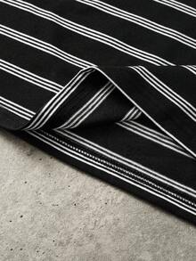 PAVTROS Men's Plus Size Casual Striped Short Loose Fit T-Shirt, Versatile Everyday Striped T-Shirt - Black and White - View 5