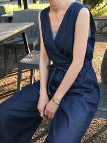 FRIFUL 女款休閒度假風純色無袖繫腰寬腿連身褲 夏季野餐海軍藍 - 藍色 - 查看 7