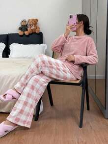 DAZY Women's Solid Color Round Neck Long Sleeve Top And Plaid Long Pants Pajama Set - Pink - View 5
