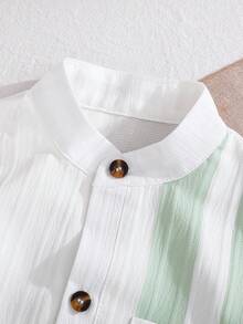 SHEIN 4-7岁男童经典时尚纹理编织半开襟衬衫和纯色短裤两件套，适合春夏两季，适合日常穿着、外出和聚会。 - 綠色 - 查看 7