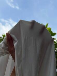 Muchica Kaos Rajut Bergaris Model Off Shoulder dengan Detail Kerut untuk Wanita, Koleksi Musim Semi/Panas - Putih - View 7